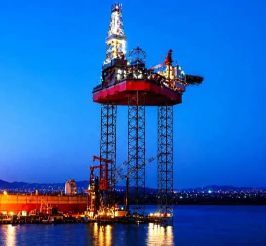 Offshore drilling unit — night operations