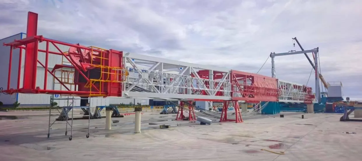 Rig & Machinery Center — display yard